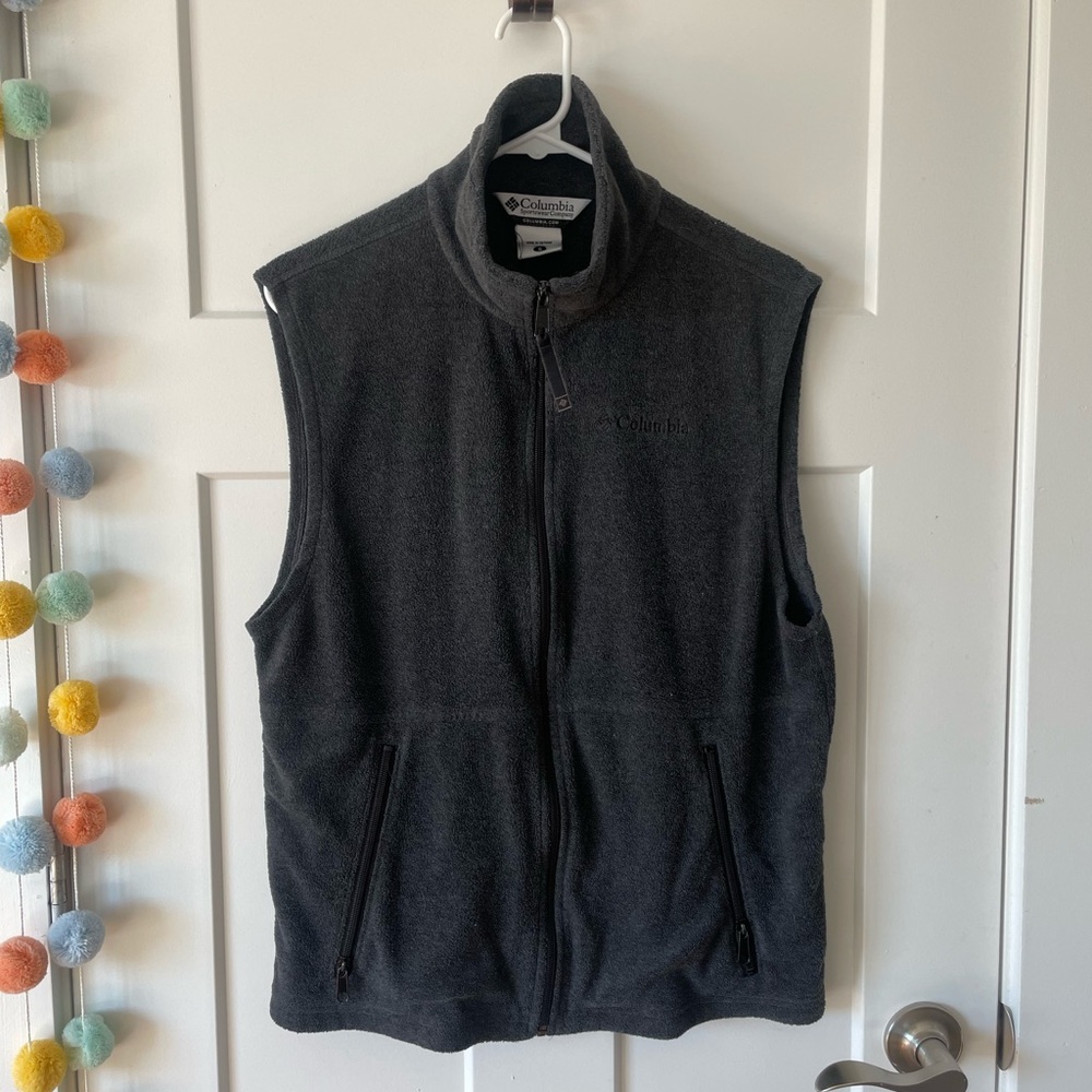 Columbia Men's Black Fleece Vest